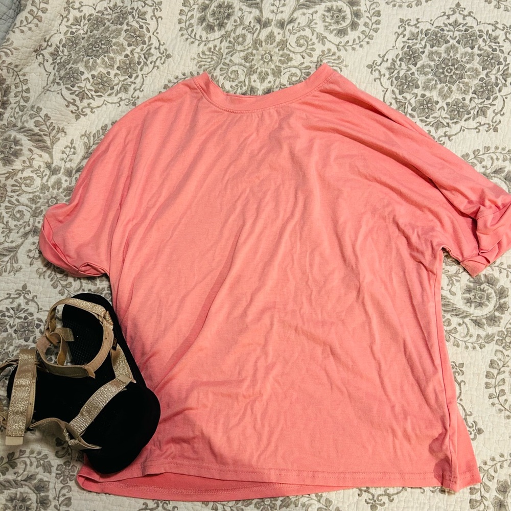 Oversized Casual Pink T-Shirt Lounge shirt